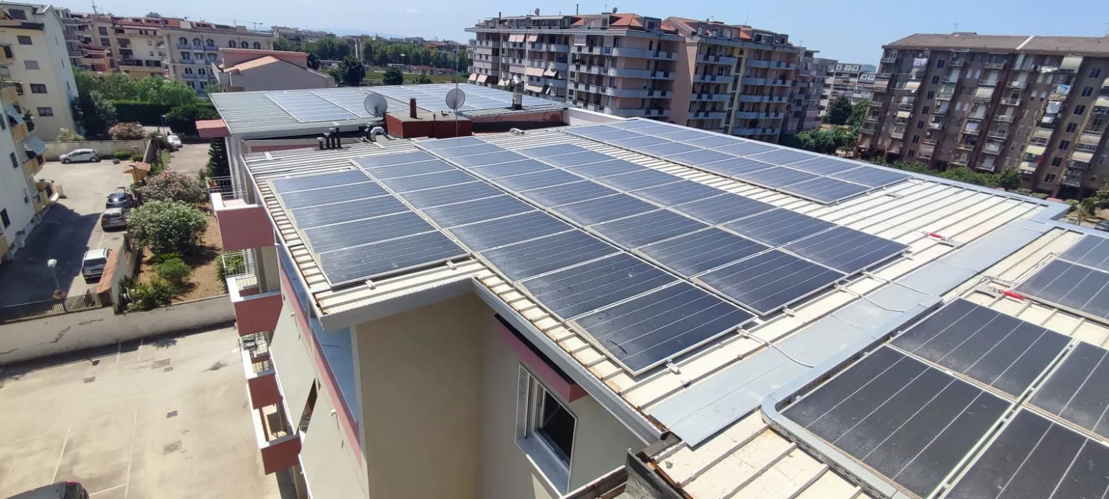 Impianto fotovoltaico sul Condominio Parco dei Colori