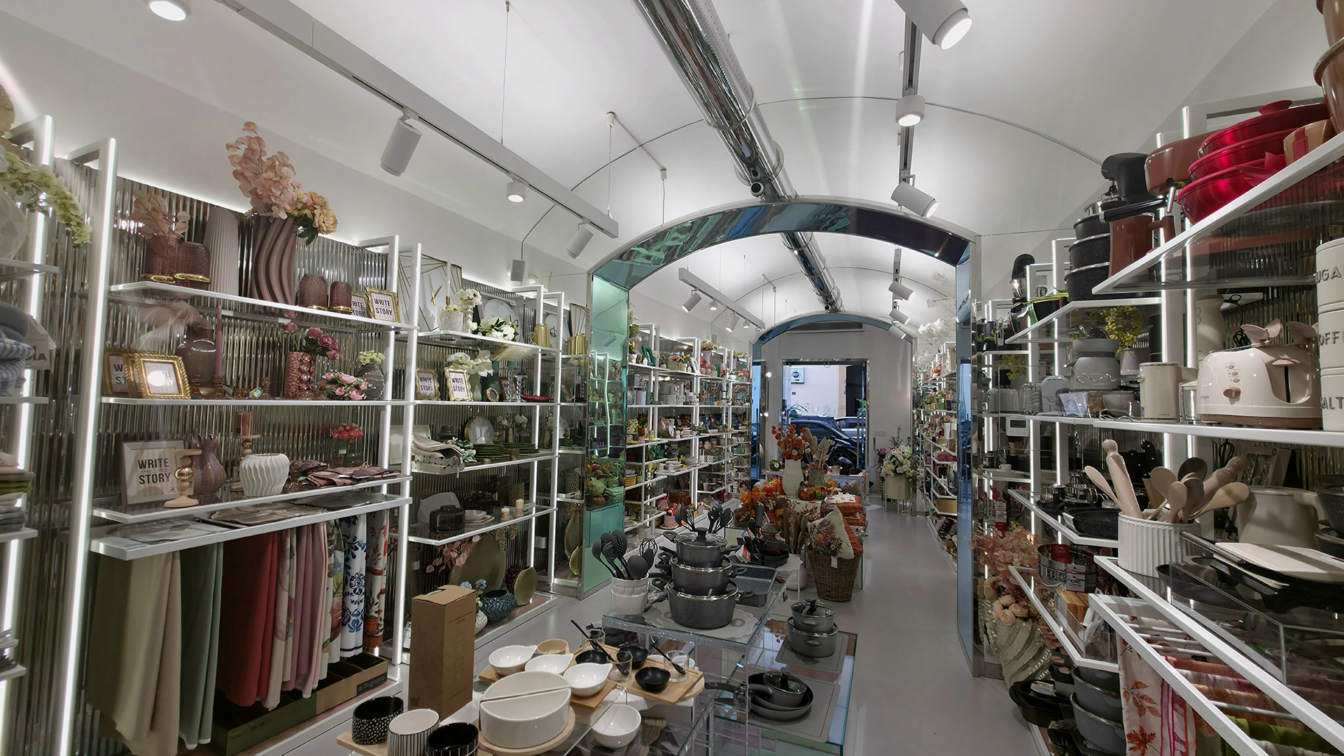 Scaffalature dello store Elena Home