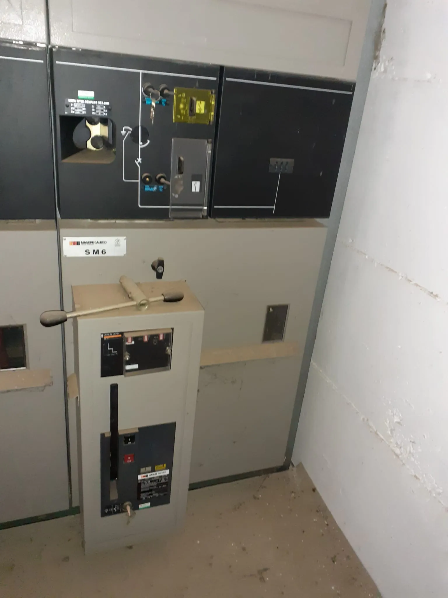 Cella di media tensione con interruttore